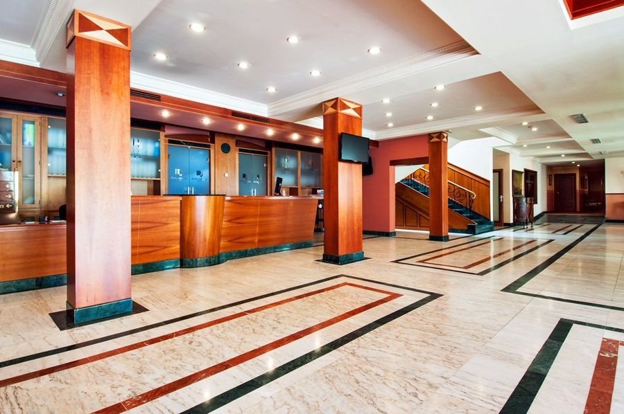 Hotel Del Val - Parking Gratuito アンドゥハル エクステリア 写真